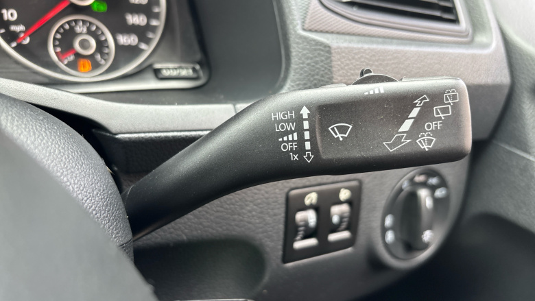 Volkswagen Caddy C20 Petrol 1.4 TSI BlueMotion Tech 125PS Trendline [AC] Van